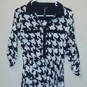 Feathers Summer Dress Black and White Size Medium